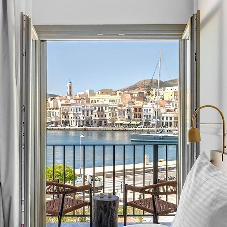Eclectic Syros Bed & Breakfast แอร์มูโปลี ภายนอก รูปภาพ