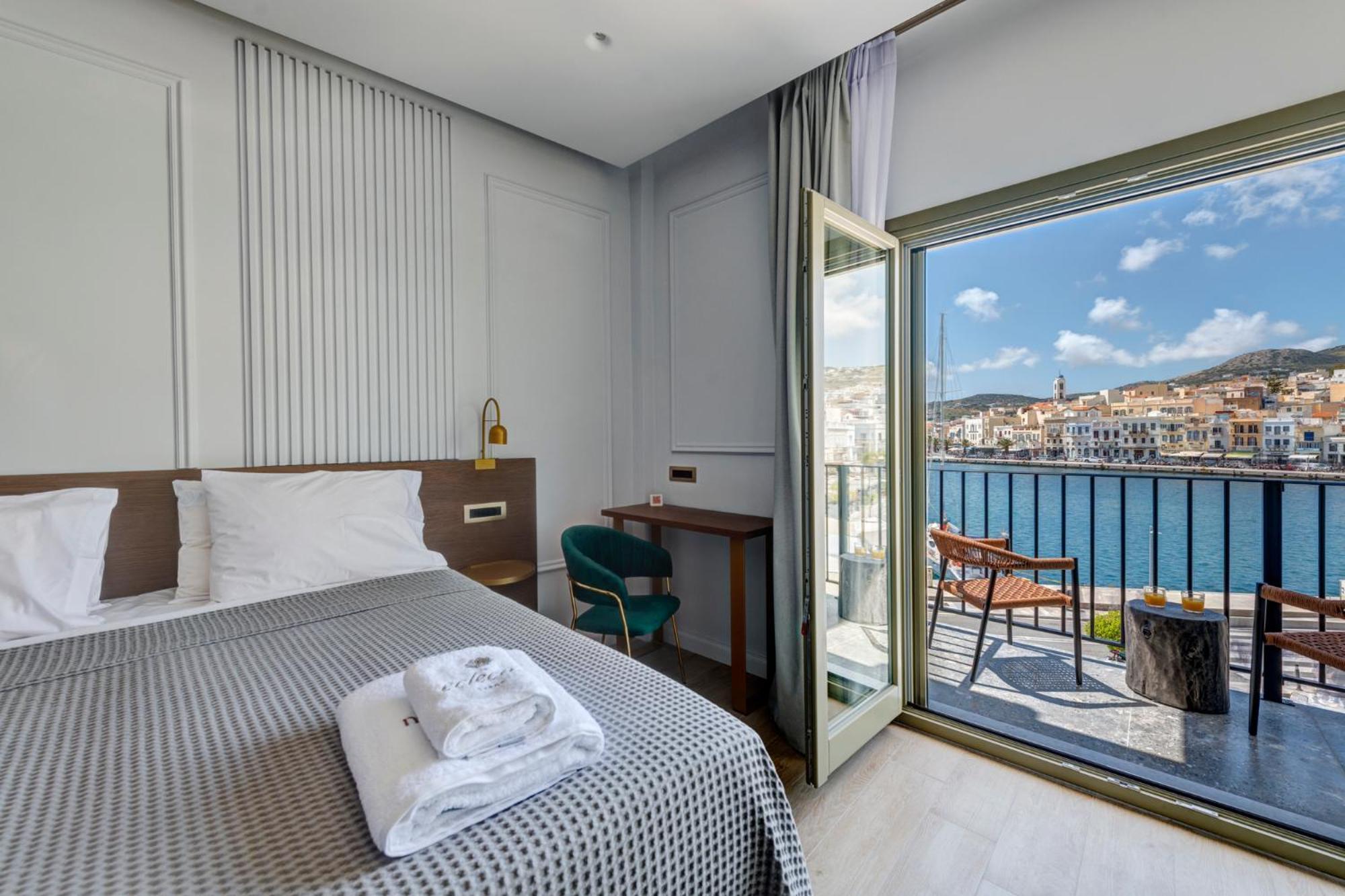 Eclectic Syros Bed & Breakfast แอร์มูโปลี ภายนอก รูปภาพ
